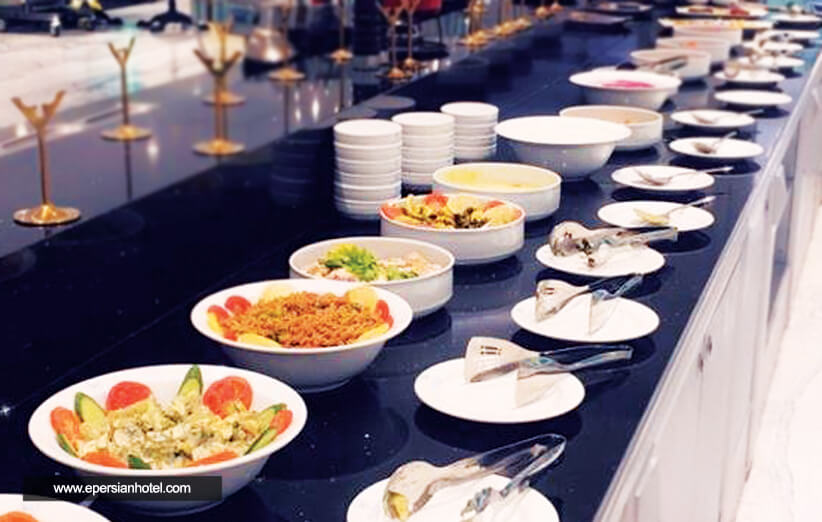 معرفی صفر تا صد کافه و رستوران هتل قشم و جزیره هنگام